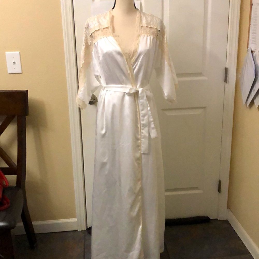 Vintage Victoria secret full length nightgown and robe. Cream satin fabric